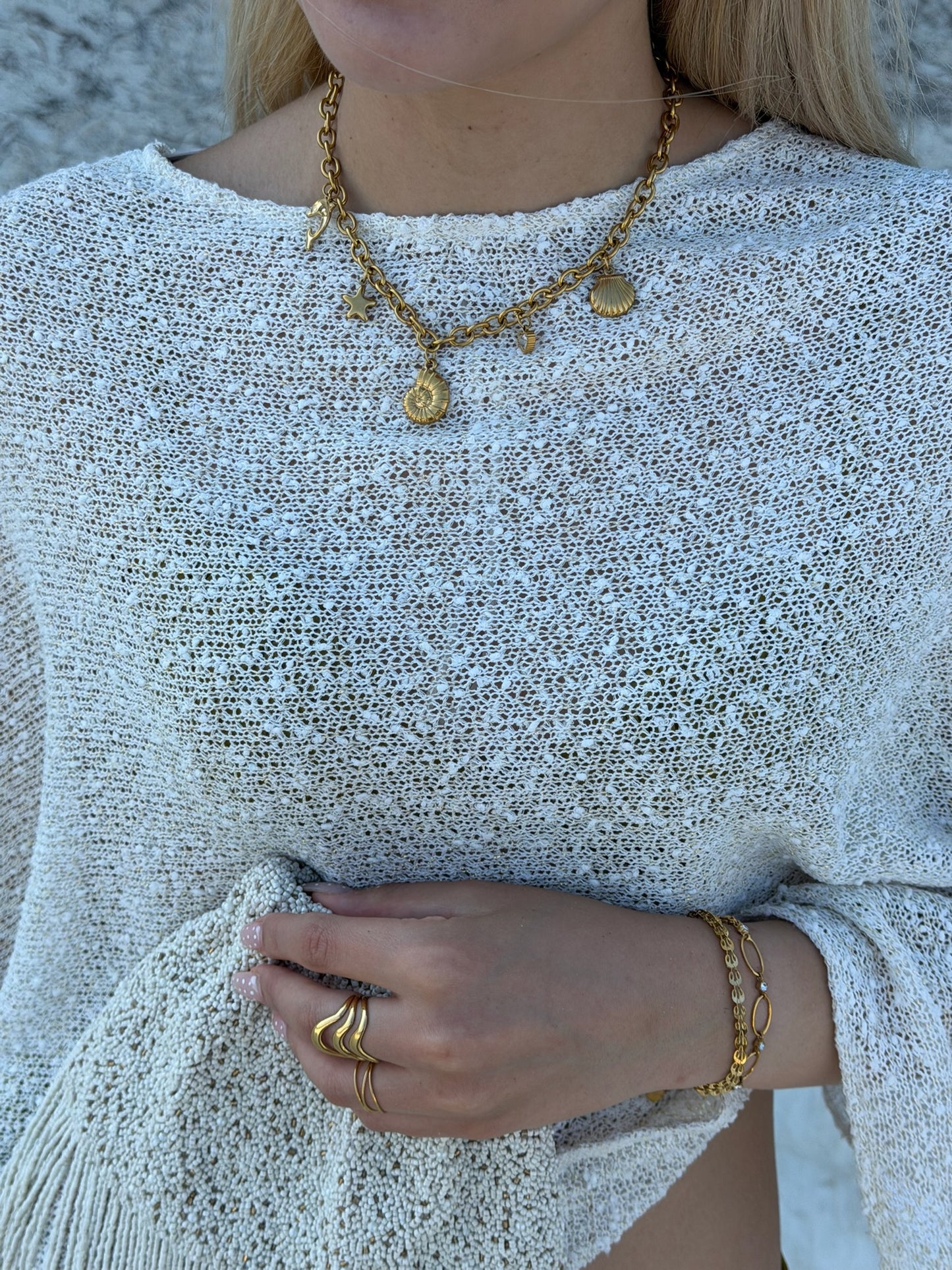 The “Nisi - Νησί” necklace