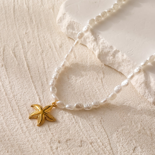 Elaris necklace