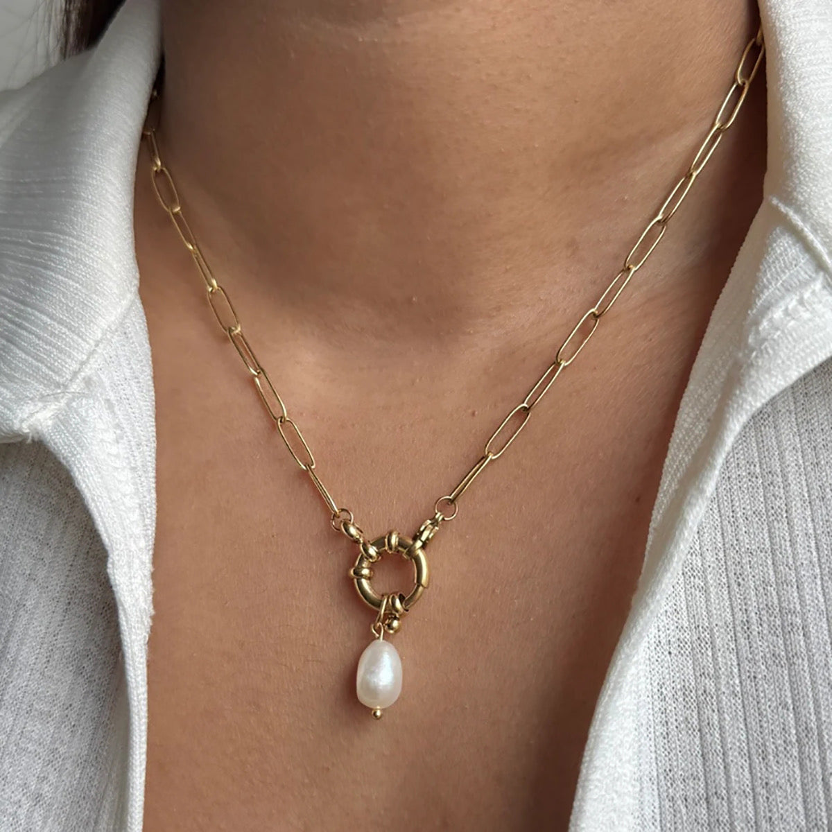 The “Aura - Αύρα” necklace