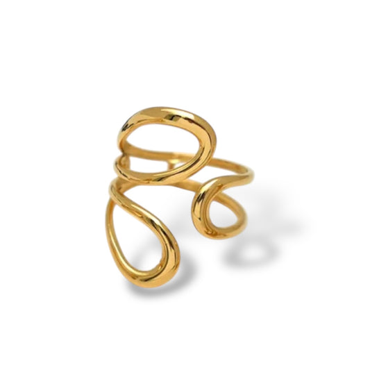 Lucia ring