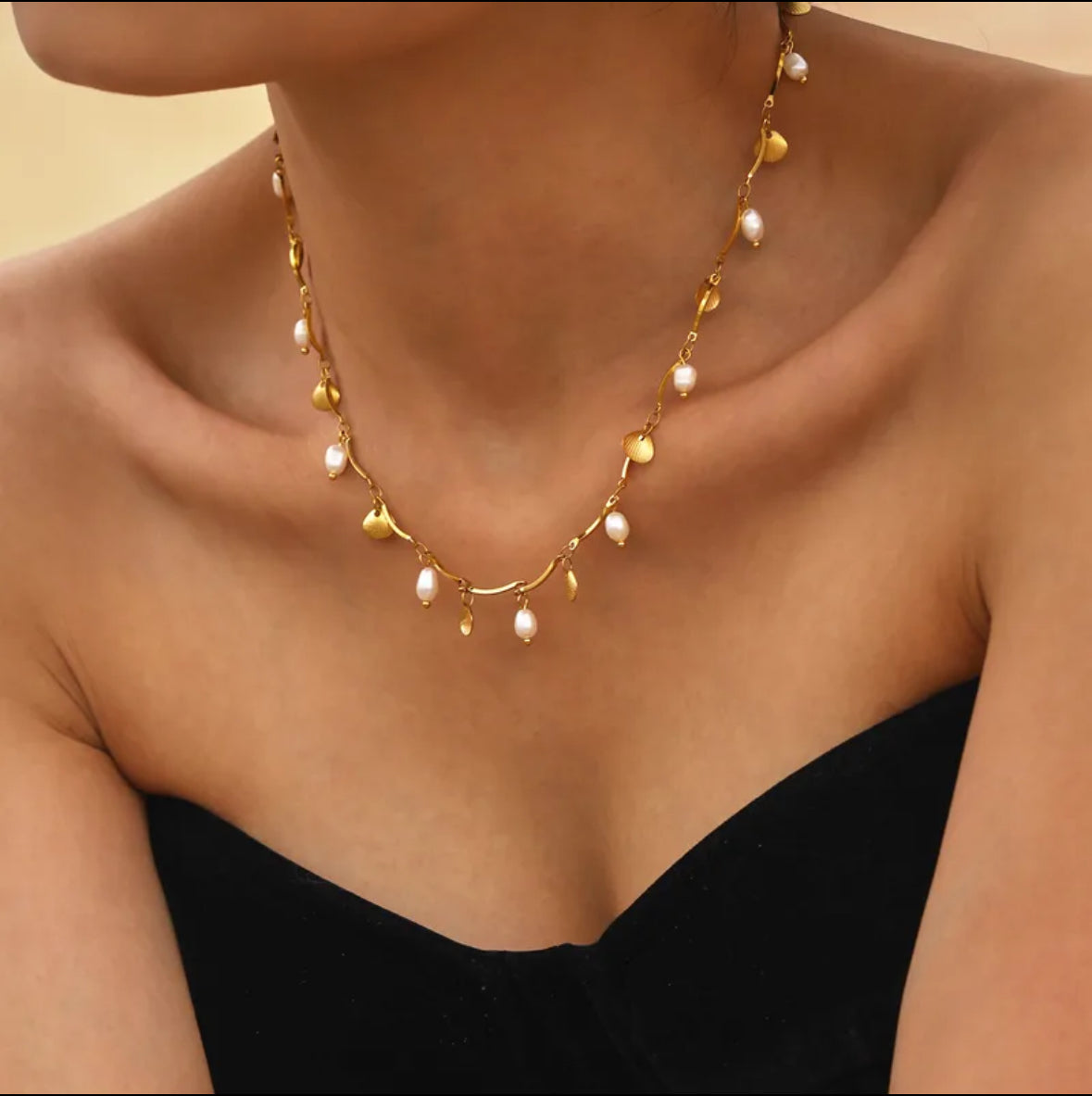 Coralie necklace
