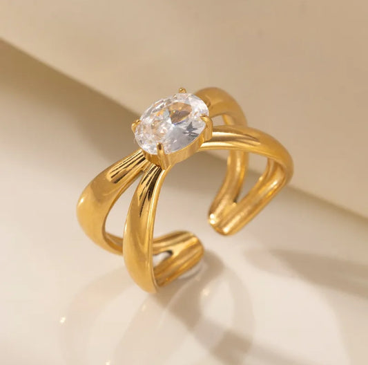 Odette ring