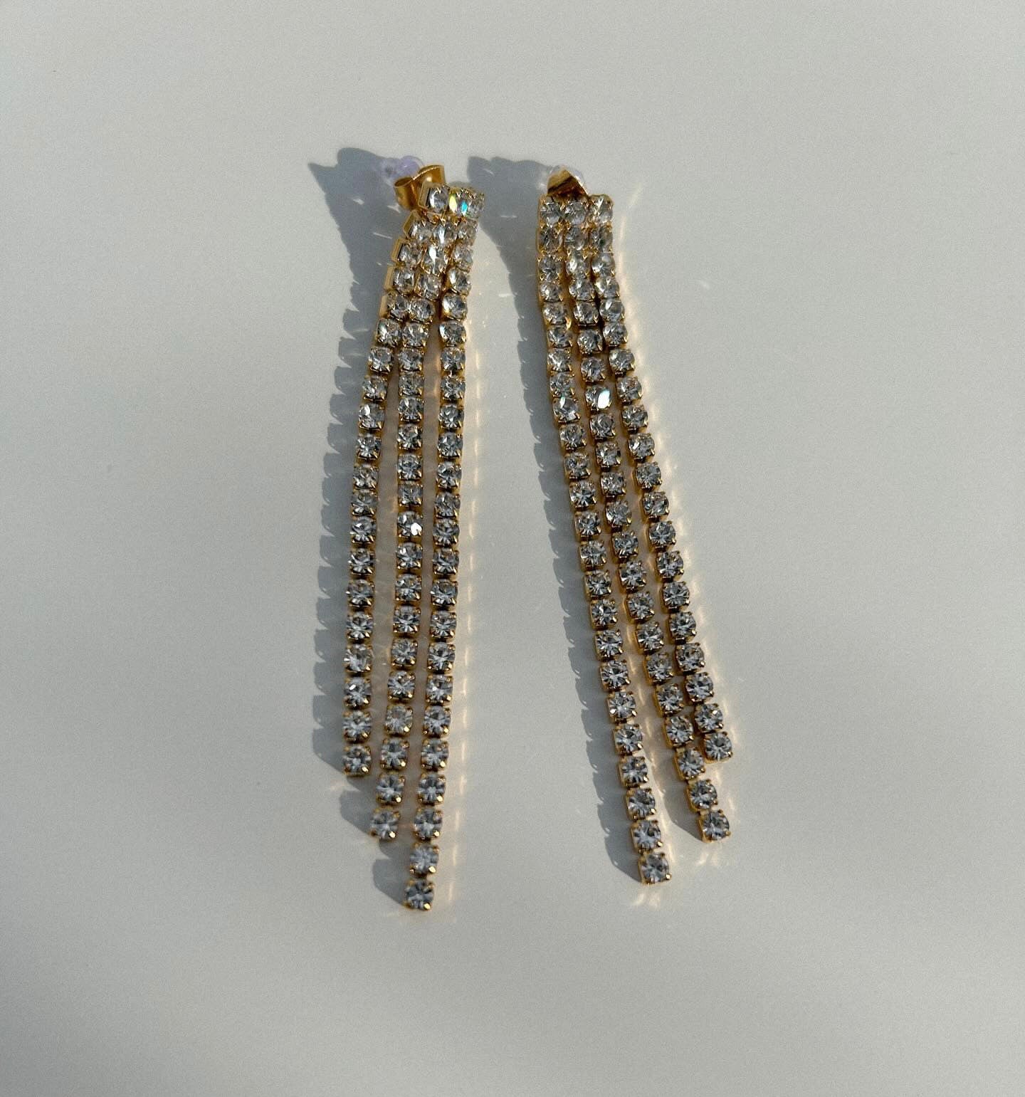 Clara earrings