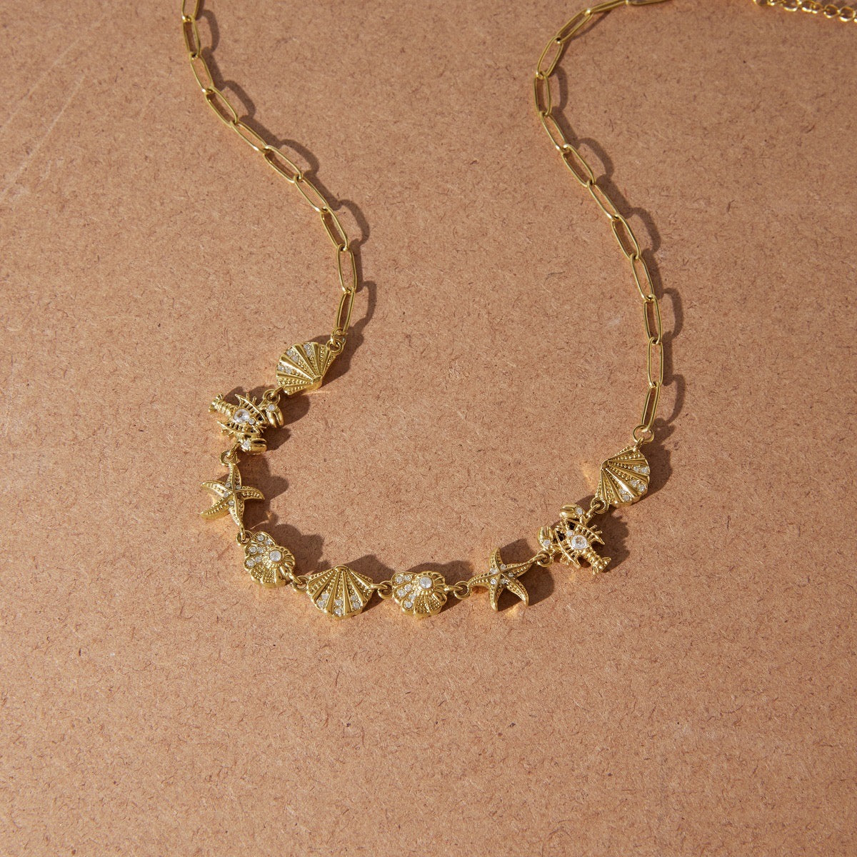 The “Irides - Ιρίδες” necklace